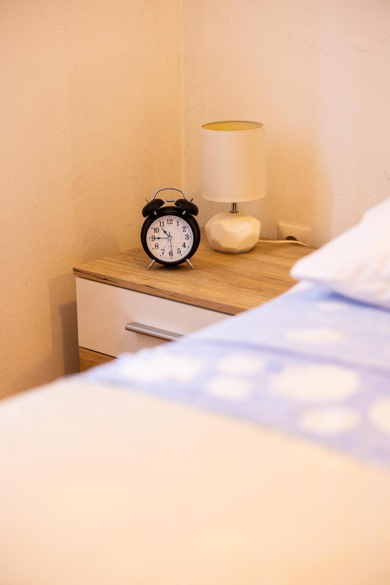 Apartman Nora Omis Exterior photo